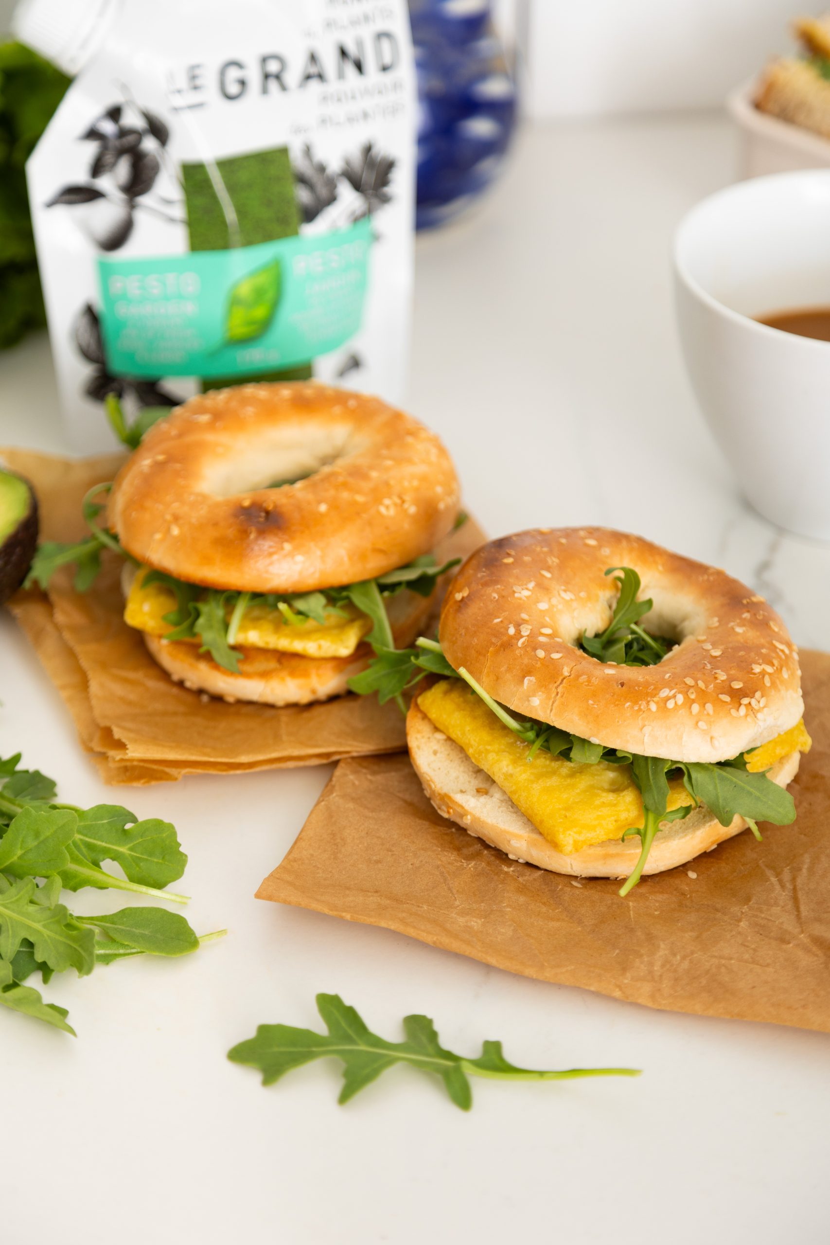 Bagel déjeuner au pesto jardin